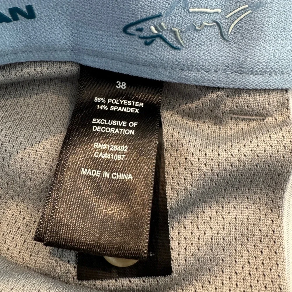 Greg Norman Mens Blue White Striped‎ Golf Shorts Size 38 Performance Stretch